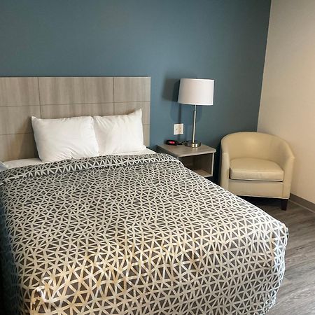 Woodspring Suites Winston-Salem Near Hanes Mall Extérieur photo